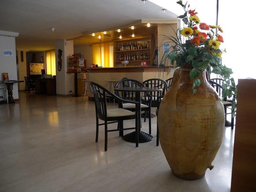 Hotel Grand Meeting Rimini Ngoại thất bức ảnh