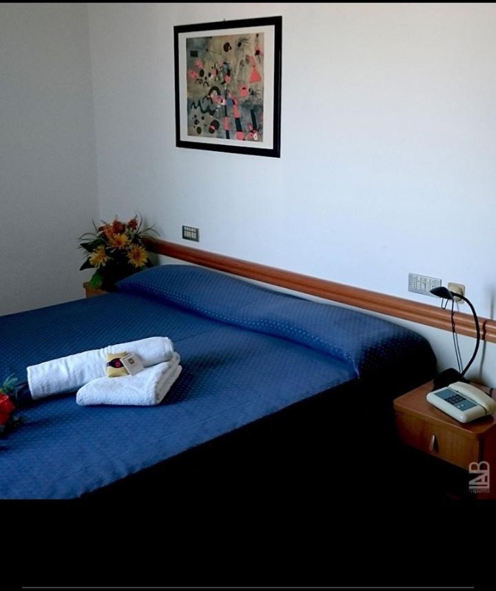 Hotel Grand Meeting Rimini Ngoại thất bức ảnh