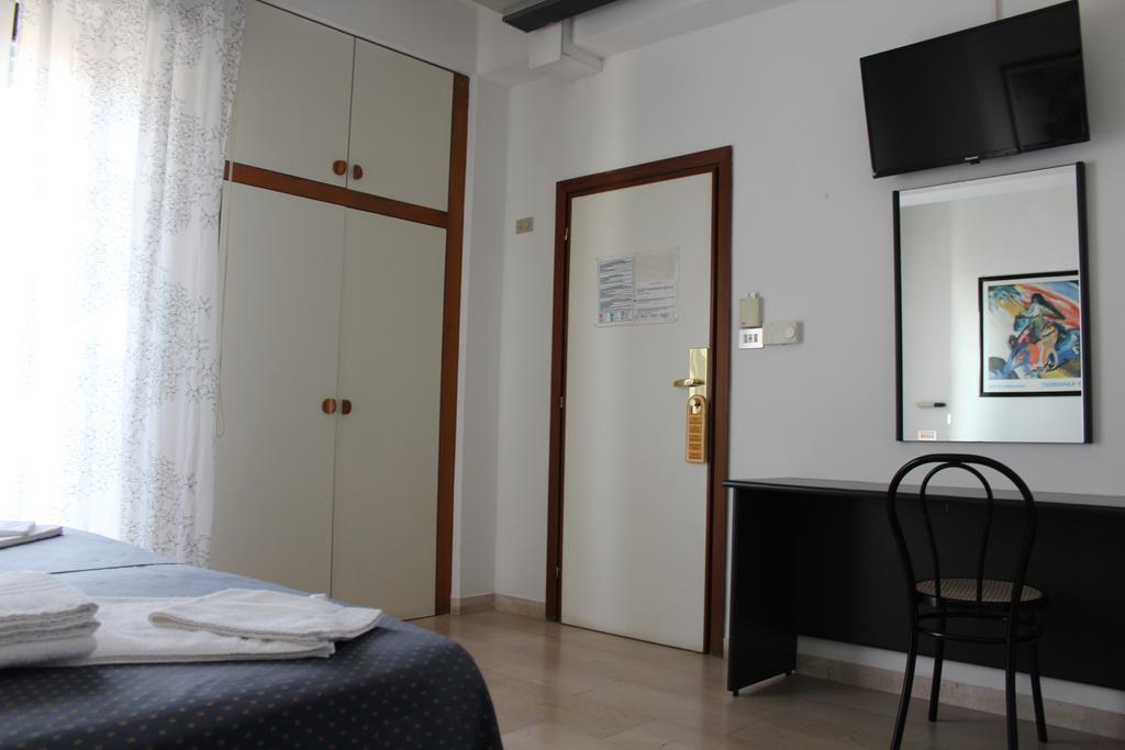 Hotel Grand Meeting Rimini Ngoại thất bức ảnh