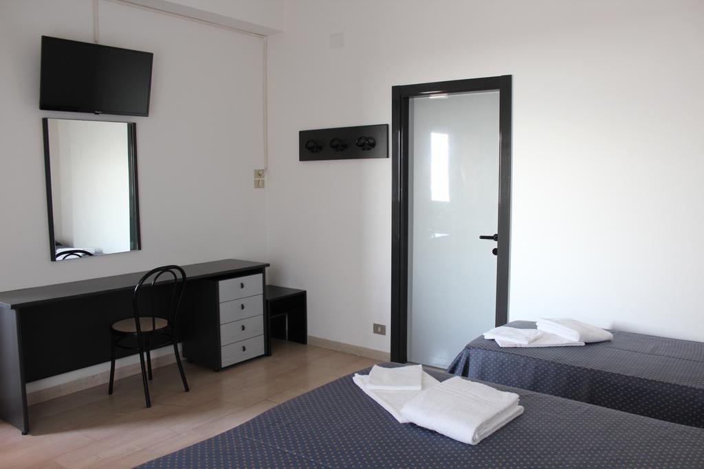 Hotel Grand Meeting Rimini Ngoại thất bức ảnh